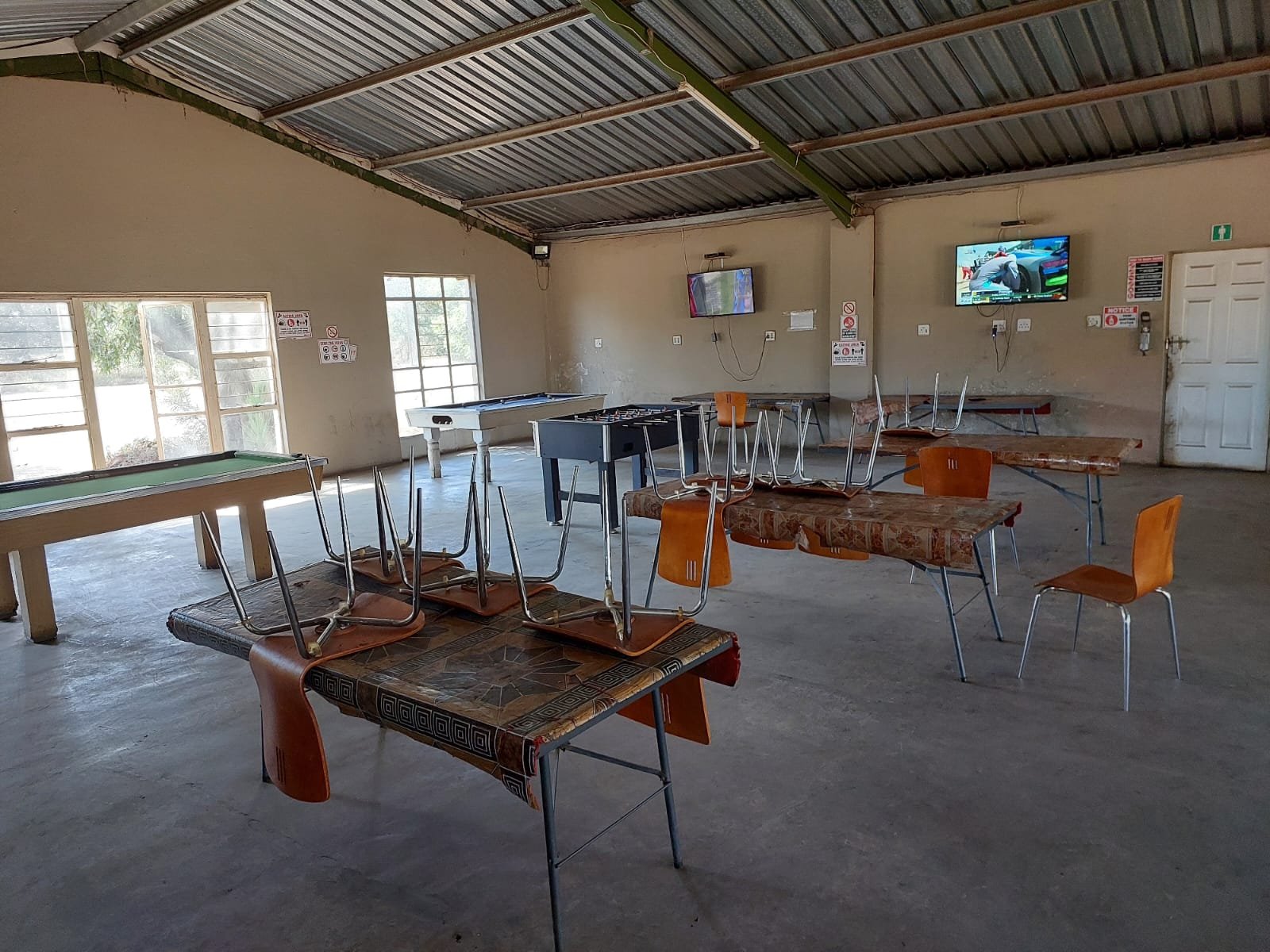 Tarlton Truck Stop & Wash Bay - Image 4